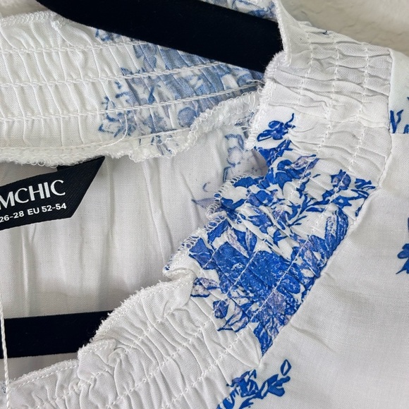 NWT BloomChic Wrap Collar White and Blue Floral Ruffle Sleeve Blouse - Picture 10 of 16